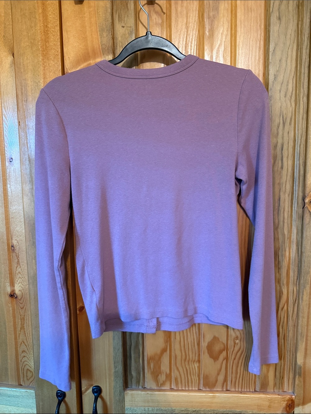 GAP Crewneck Button-Front Long Sleeve Cardigan - Picture 3 of 3